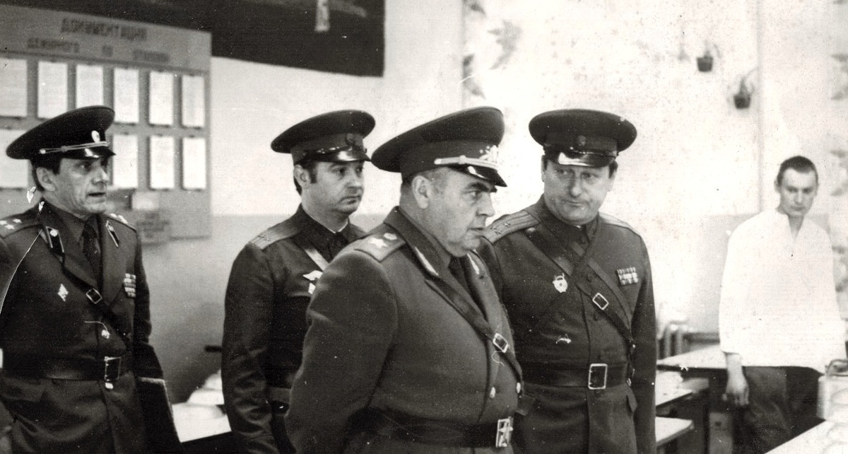 Голодный генерал...