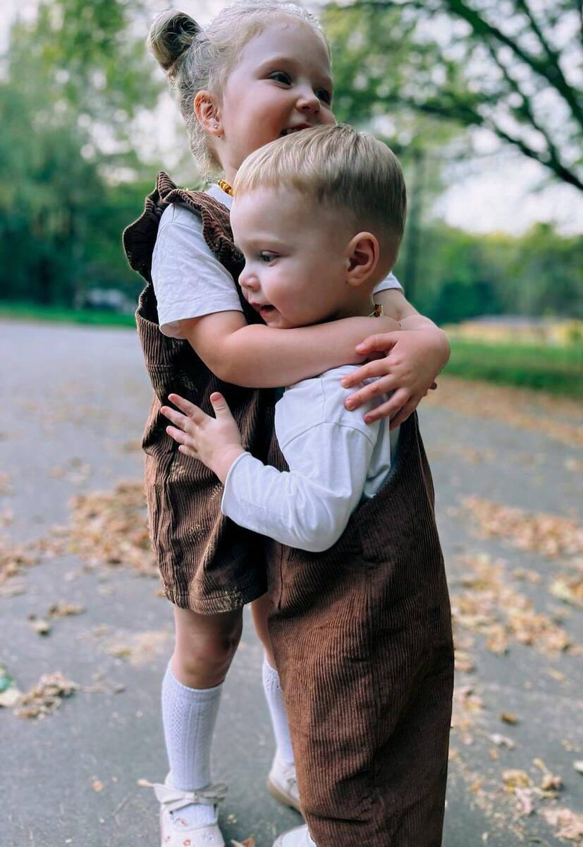    Дочь и сын Евгения и РигиныСоцсети Евгения Кулика