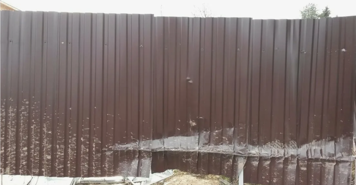 Да, я понимаю, что это крайний случай, но воспринимаю все подобные заборы именно так.