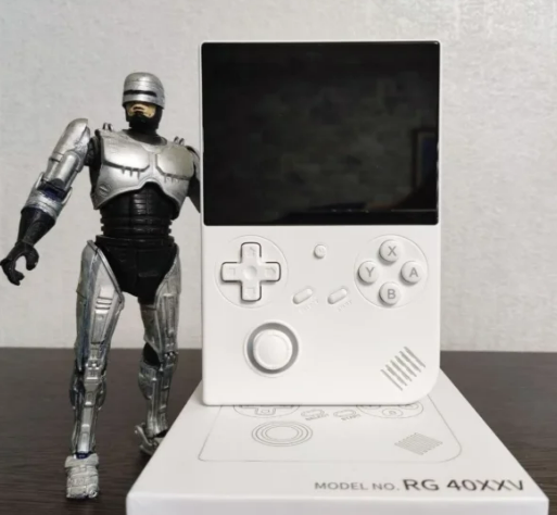 Оба ретро и оба хороши