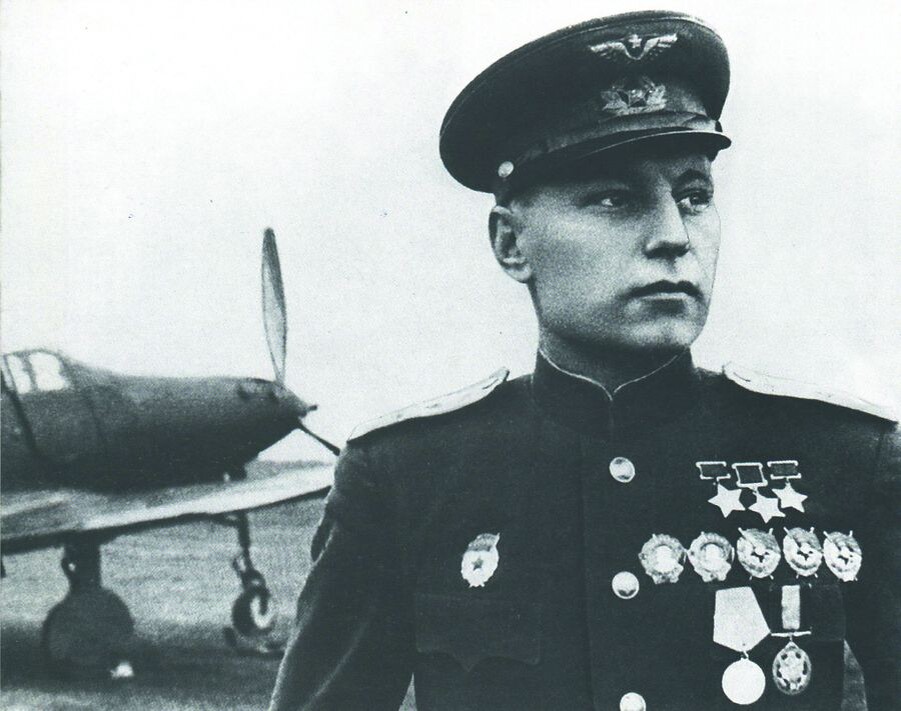 Александр Иванович Покрышкин