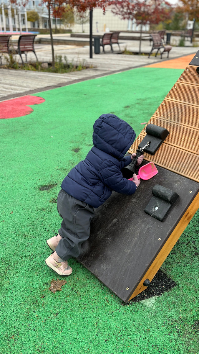 Совок-наш вечный спутник)