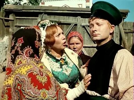 Лидия Смирнова (сваха) и Георгий Вицин (Бальзаминов) в фильме «Женитьба Бальзаминова».