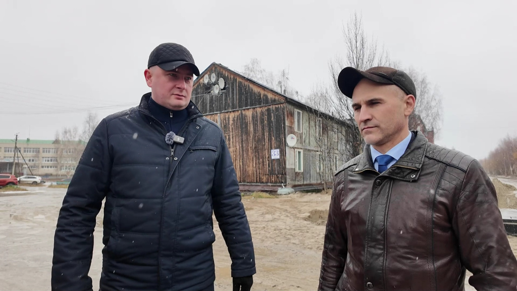    Глава Пыть-Яха Дмитрий Горбунов выехал на проверку сетей тепло- и водоснабжения