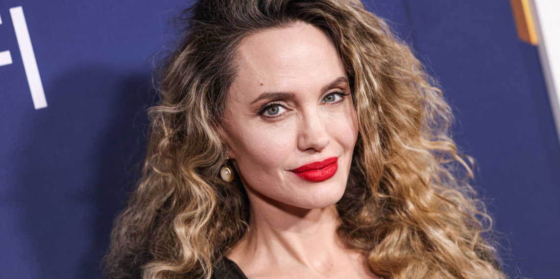 Анджелина Джоли - с недругами будет бороться в новом образе