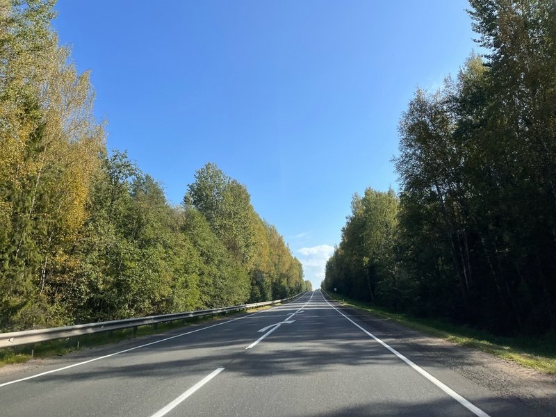     С начала года в России построили, реконструировали и отремонтировали более 7 тыс. км дорог