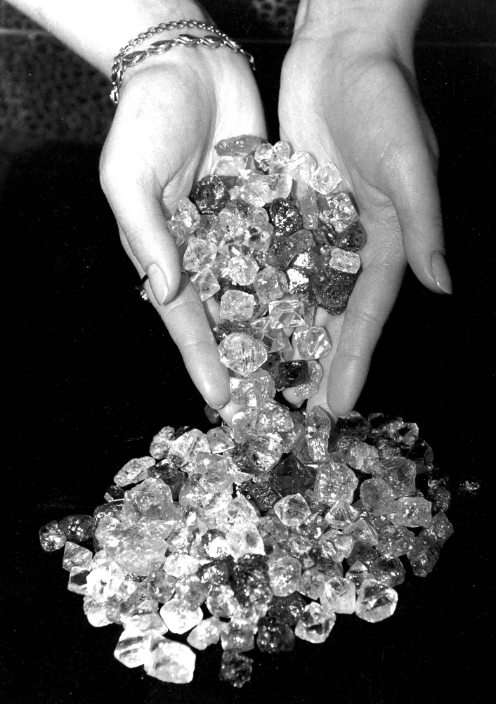 Об удачнинских алмазах сложились легенды.