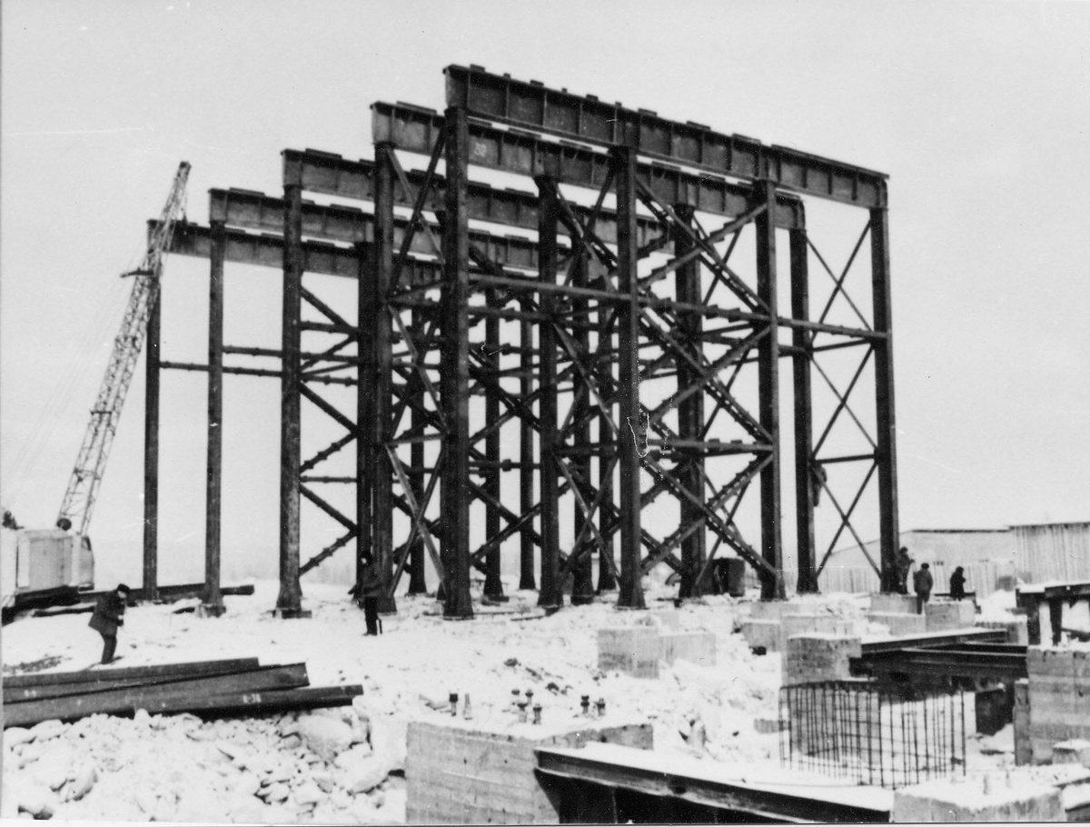 Строительство фабрики №11