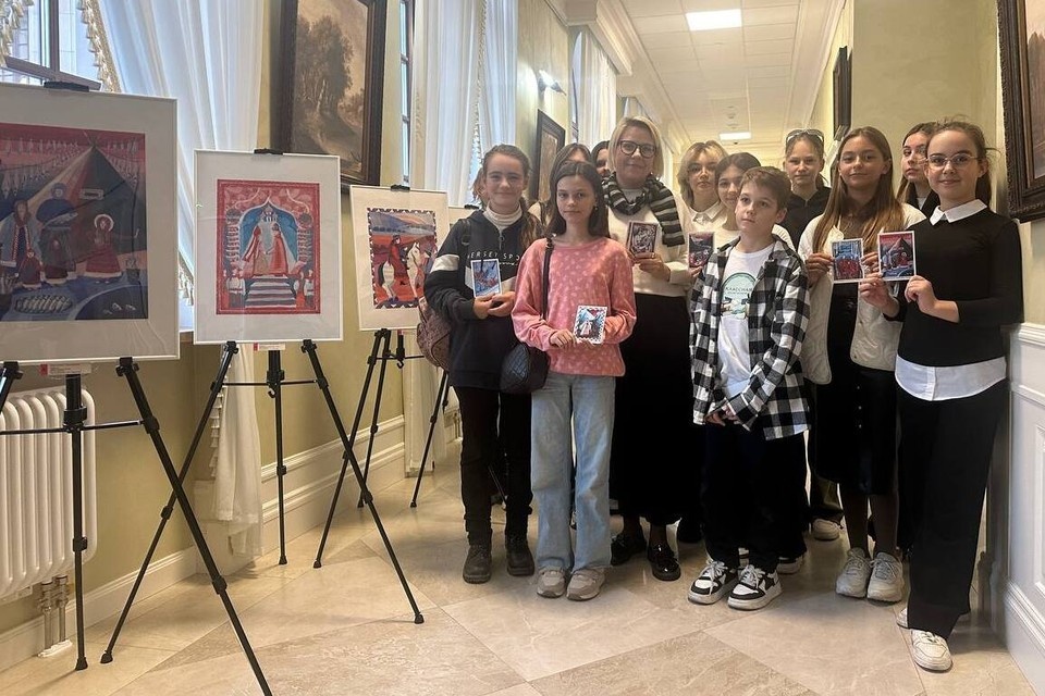    Екатерина Годунова с воспитанниками. Фото: Дарья Морговка