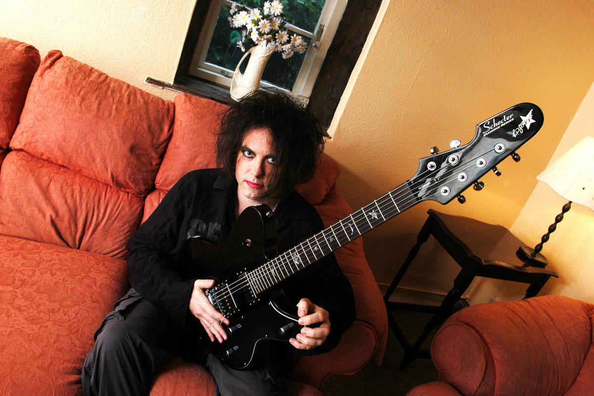    Роберт Смит