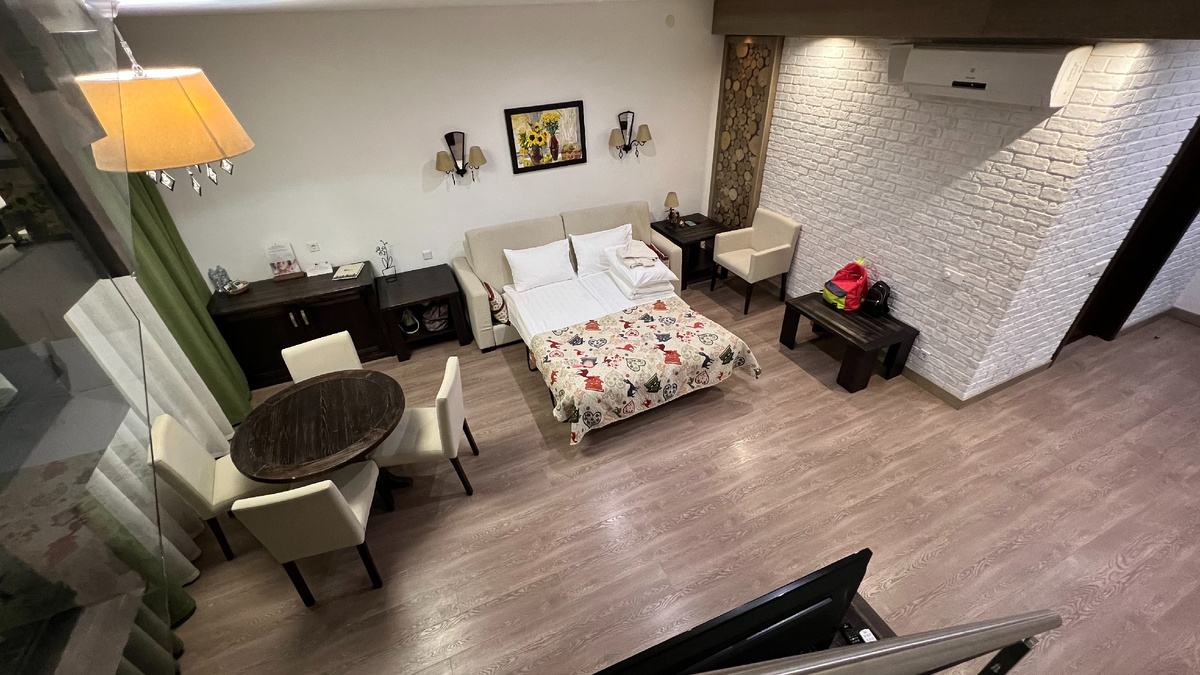 Номер Люкс в парке отеле Русский (первый этаж)