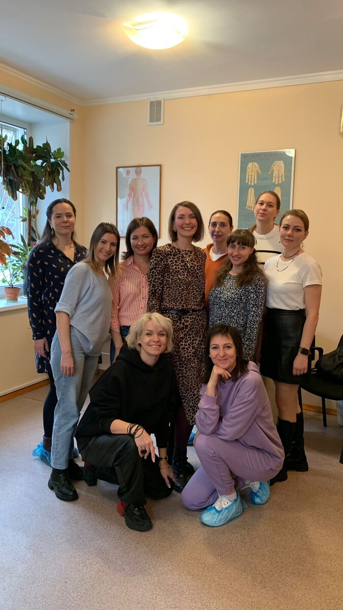 Фото с мастер класса нашего кинезиолога