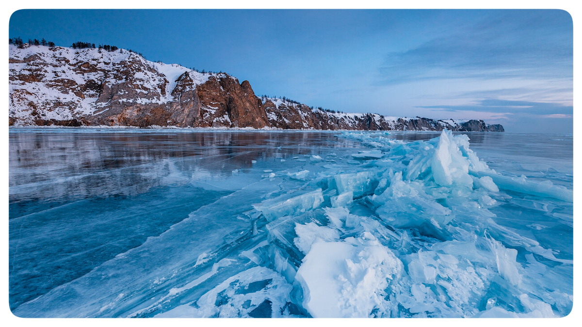 Фото из открытых источников – Озеро Байкал зимой