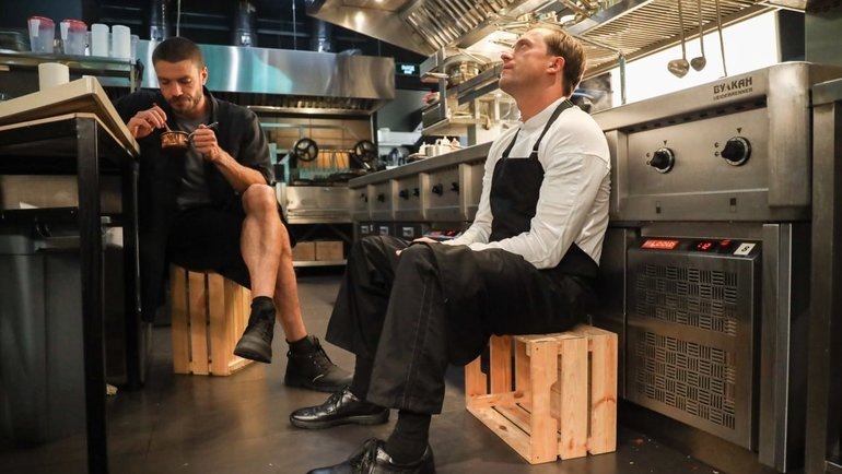    Кадр из сериала «Триггер», реж. Дмитрий Тюрин, Игорь Твердохлебов / «Кинопоиск»