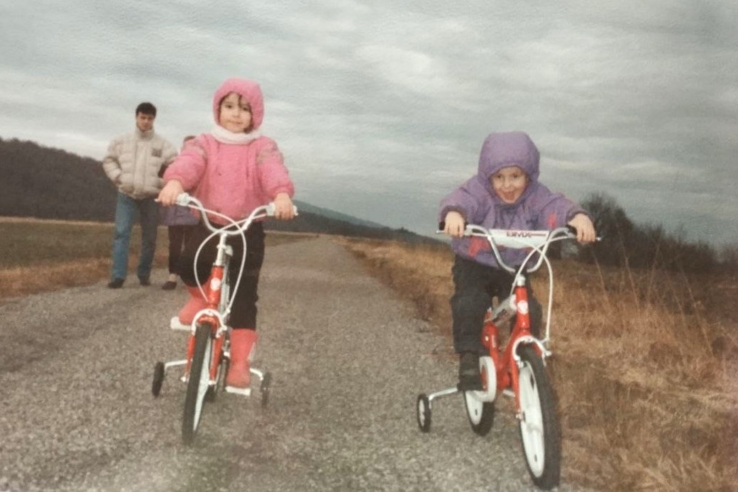 Mme Noemie c кузеном на осенних каникулах в Юре