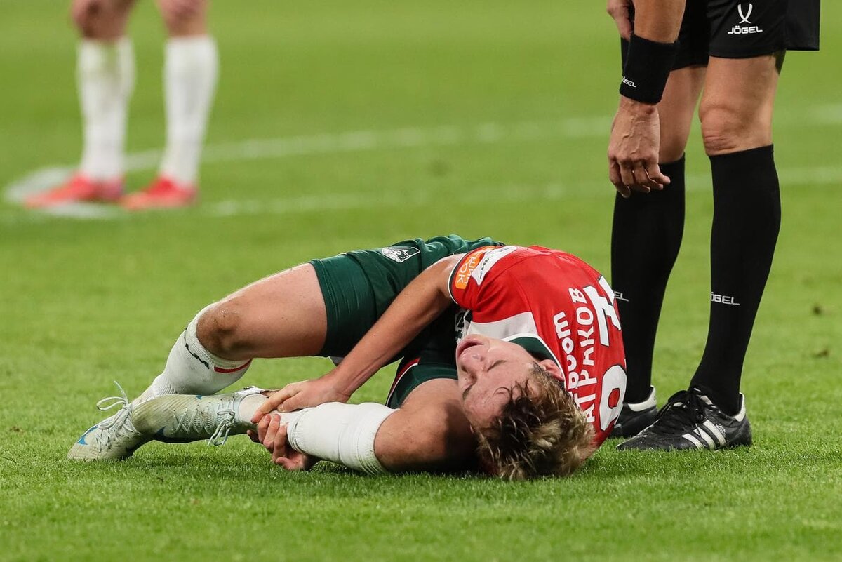    До полученной травмы Алексей Батраков успел отметиться 8-м голом в сезоне РПЛ. Михаил Киреев / © РИА "Новости"