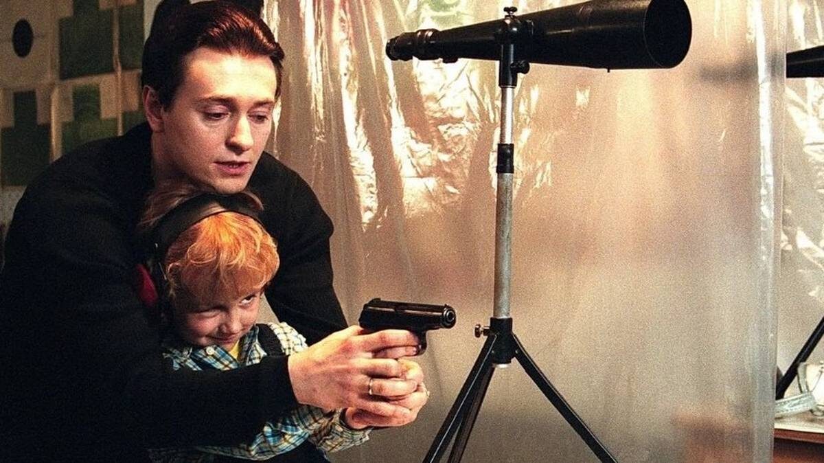    Кадр из сериала «Бригада»
