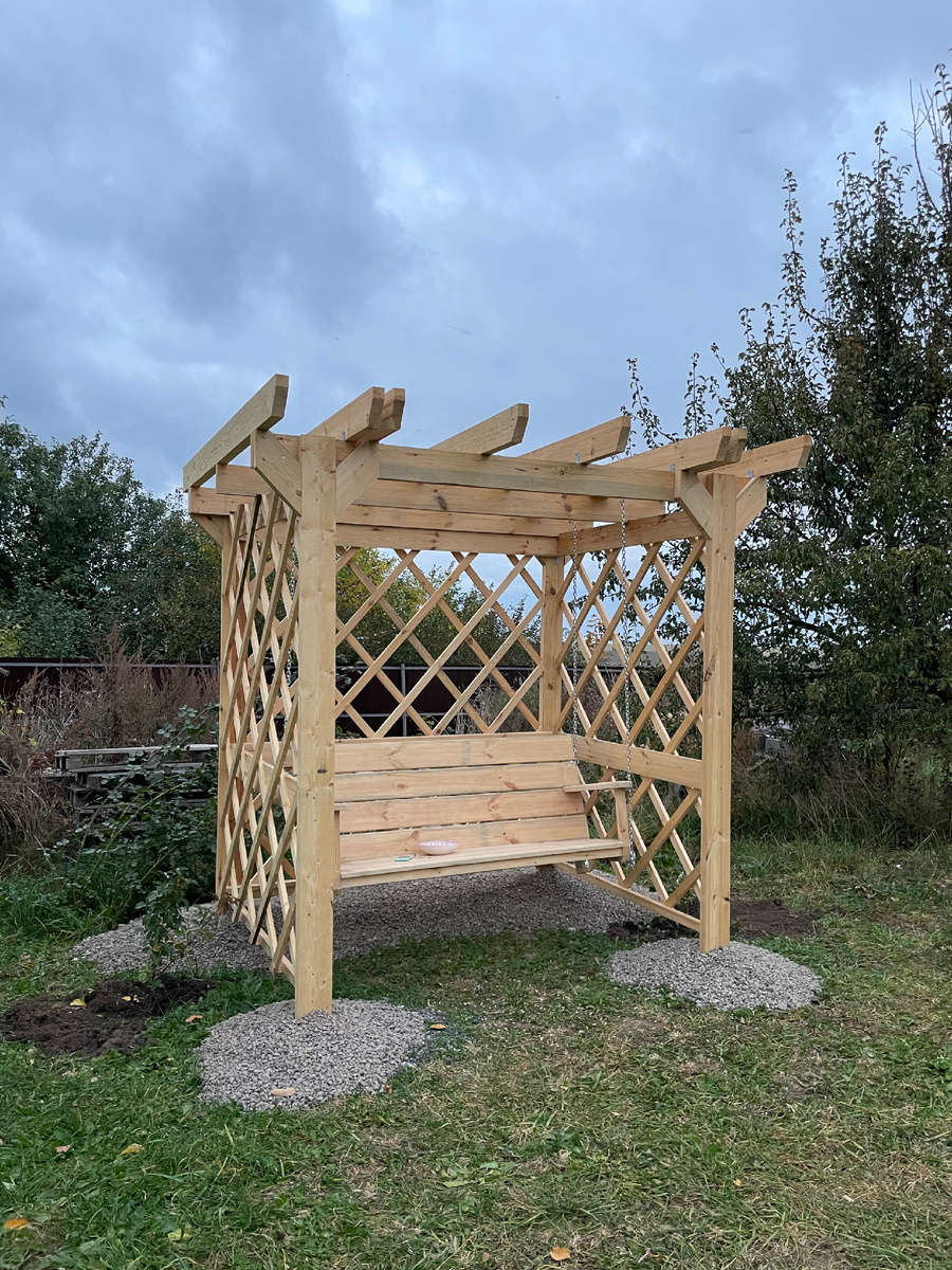 Перголу уже показывала 