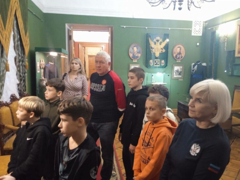    Спортсмены из ЛНР побывали в музеях Оренбурга Белов Михаил Александрович