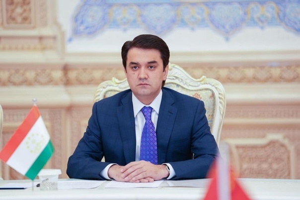 Рустам Эмомали. Здесь и далее изображения взяты из открытых источников.