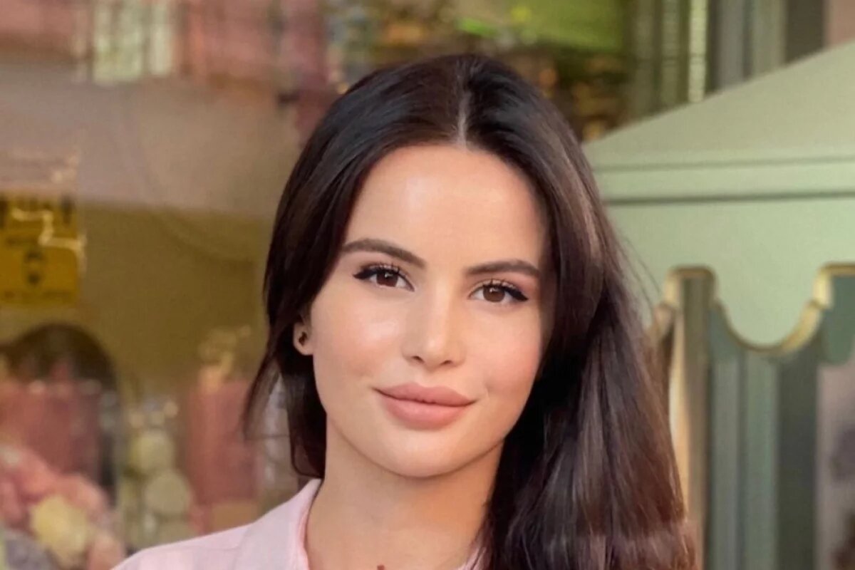    Первым пиком, на который взошла Алина, стал Эльбрус.