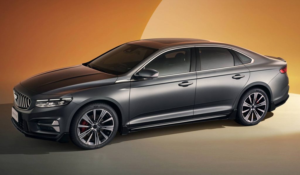 Обновленный Geely Preface 2025 модельного года для рынка Китая. С новой коробкой передач, подтянутой внешностью и другим салоном.