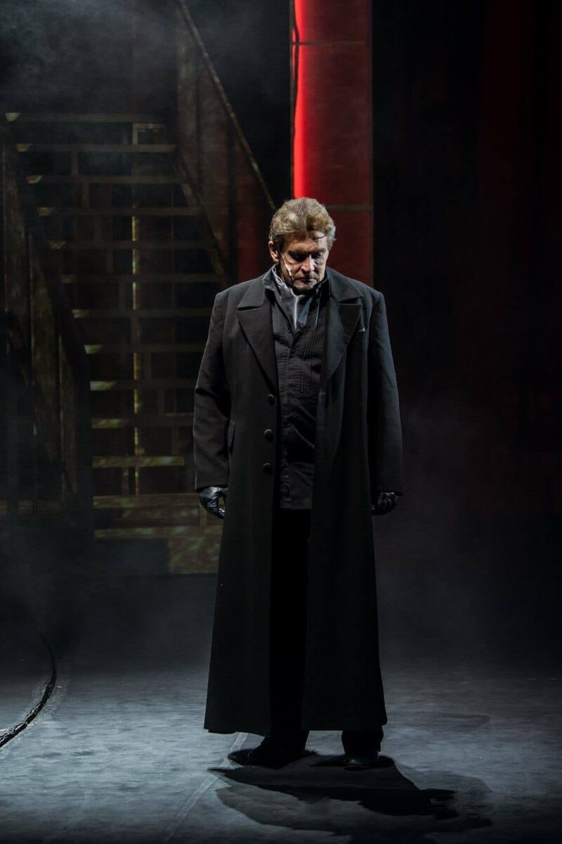 Фото Яны Булаш. Спектакль «Маскарад». Театр Армии.  Александр Домогаров.