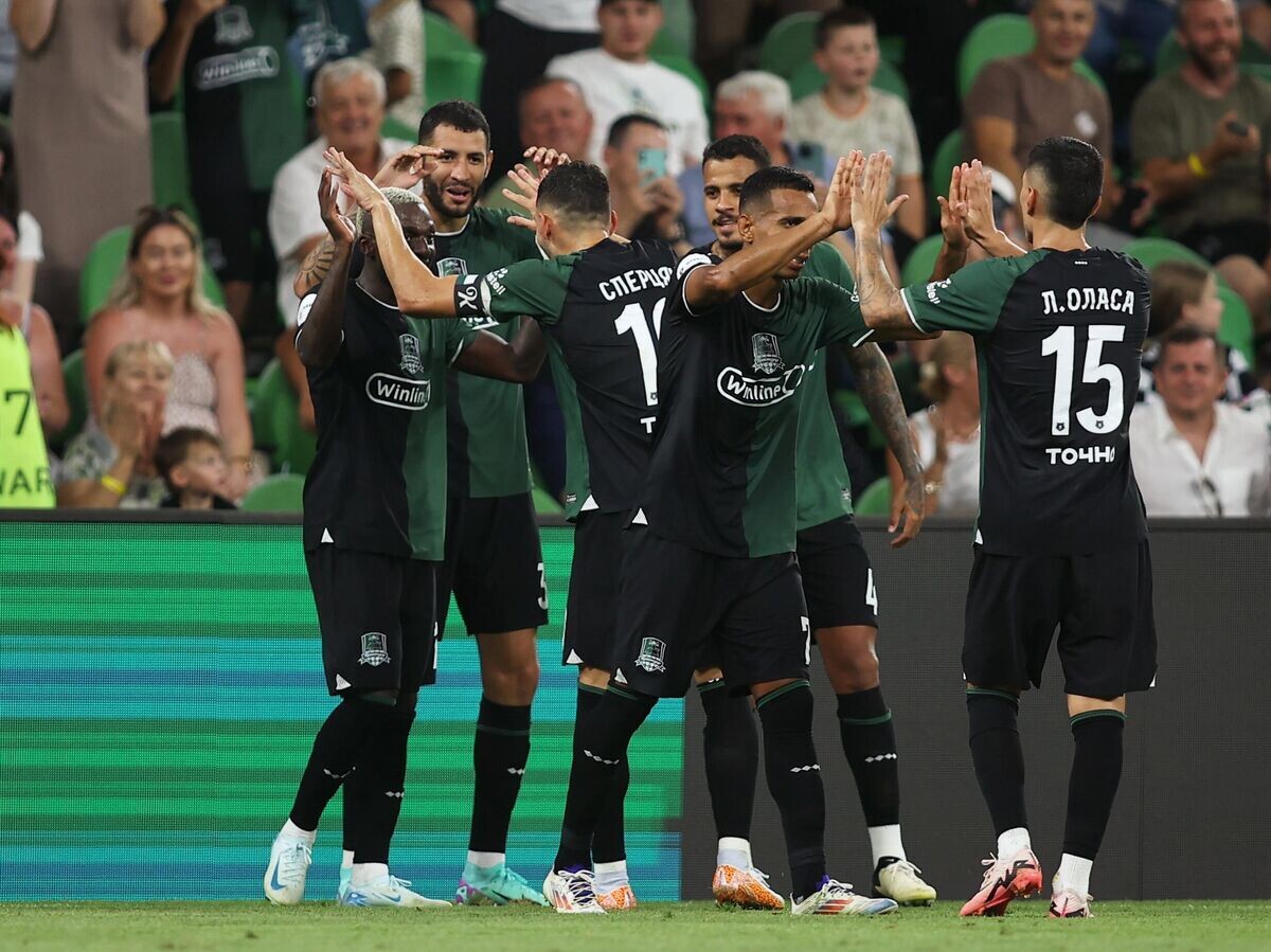    Футболисты "Краснодара"© РИА Новости / Виталий Тимкив