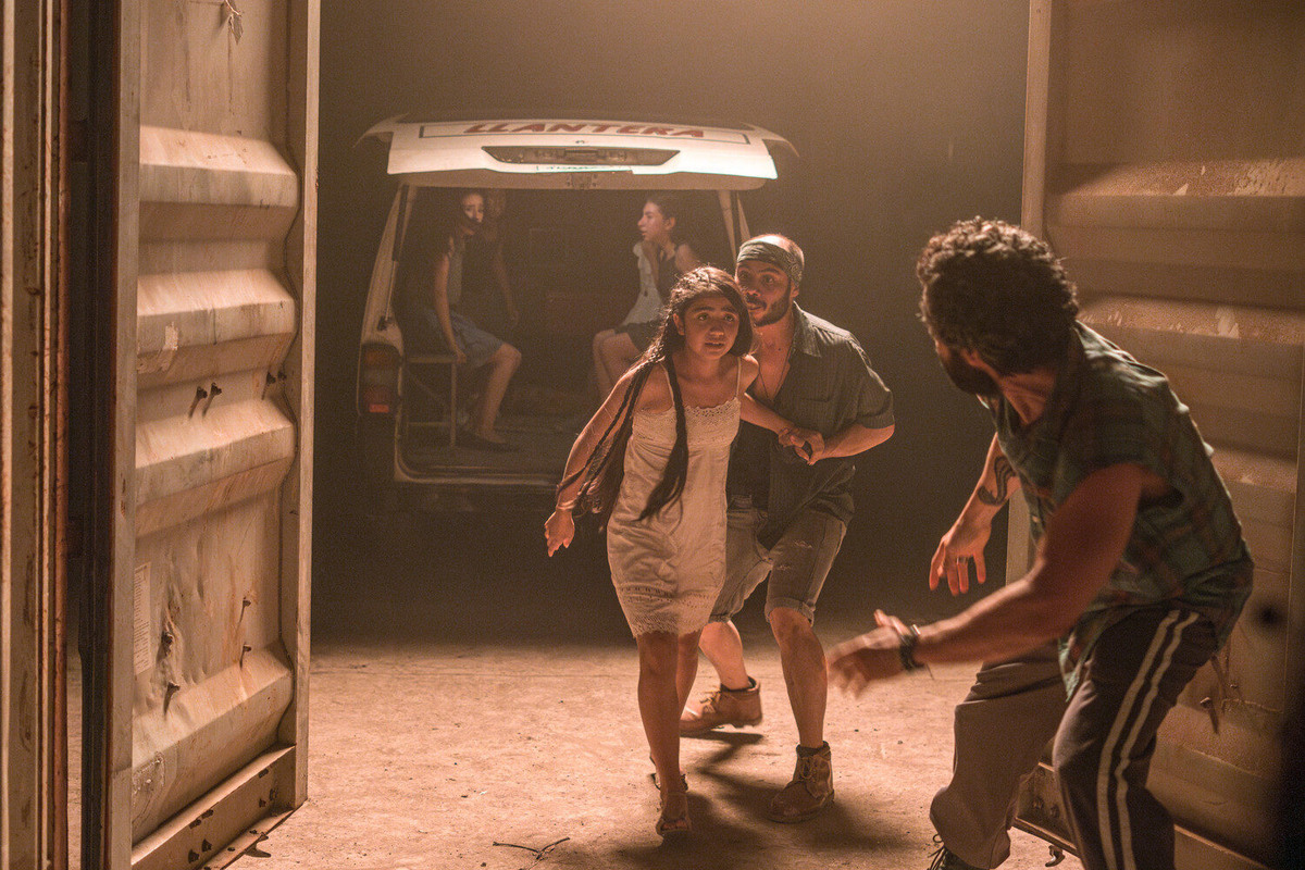 Кадр из фильма "Звук свободы" (реж. Алехандро Гомес Монтеверде. 2023 г. США)