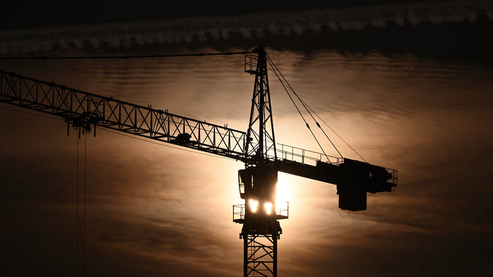 В "Стройзаказчике" считают, что если заставить "Технологию" вернуть аванс, то стройка встанет окончательно.📷Фото: Александр Миридонов / Коммерсантъ