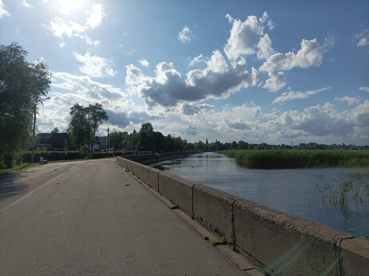 Начало набережной