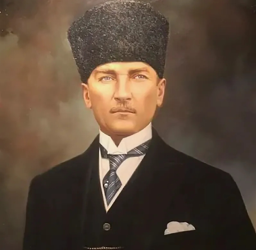 Мустафа Кемаль Ататюрк - первый президент Турции