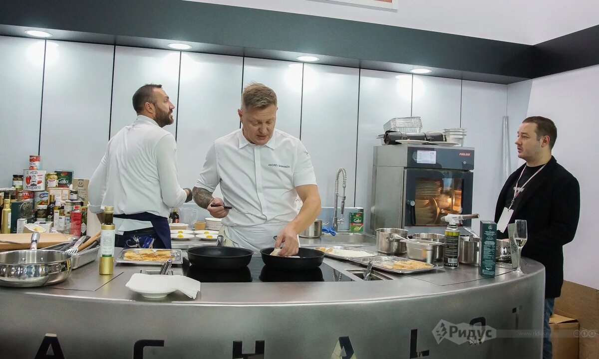    27-я Международная выставка "ПИР Экспо". © Ольга Соколова / Ridus