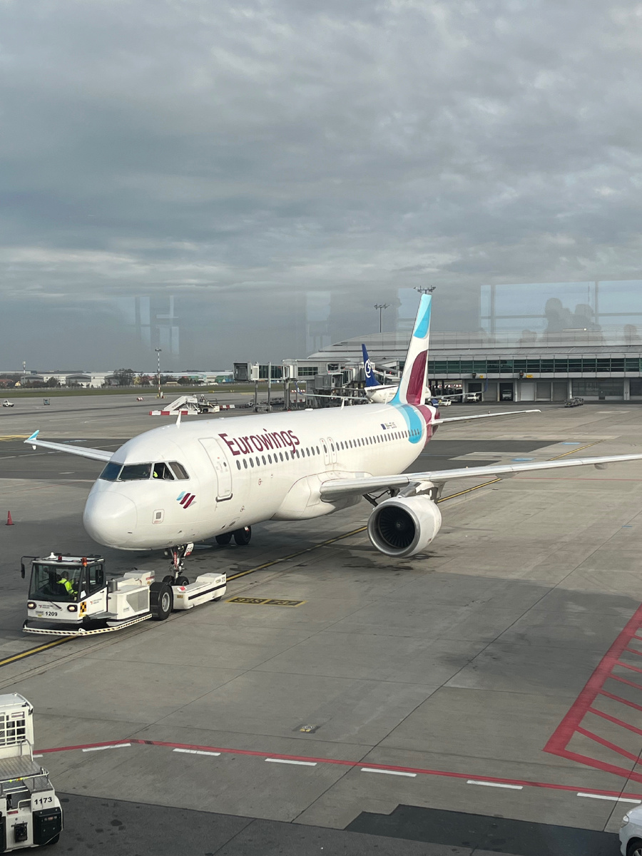Летела я самолётом авиакомпании Евровингз (Eurowings). 