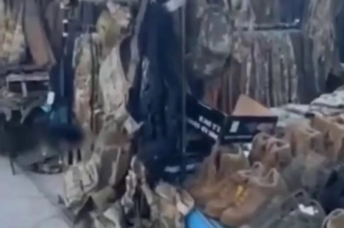    Татаринов: на рынке в Сумской области торгуют формой погибших боевиков