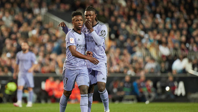    Винисиус и Эдуардо Камавинга. Global Look Press