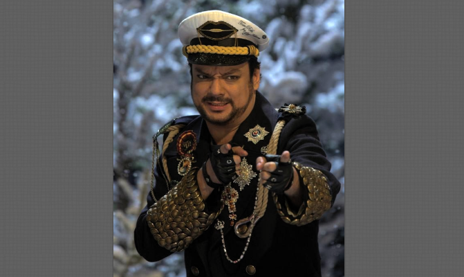 Многие считают, что Филипп Бедросович стал вести себя вызывающе и высокомерно