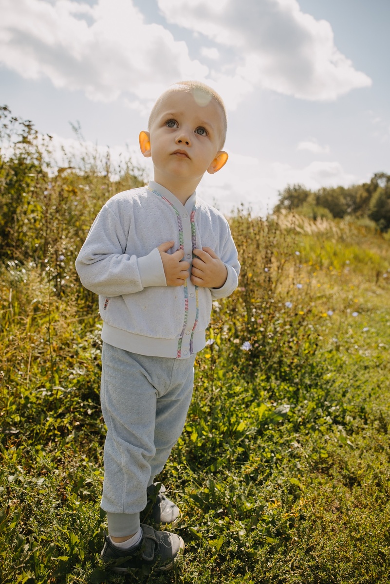 Еще бы в такие уши ничего не засунуть 🤣