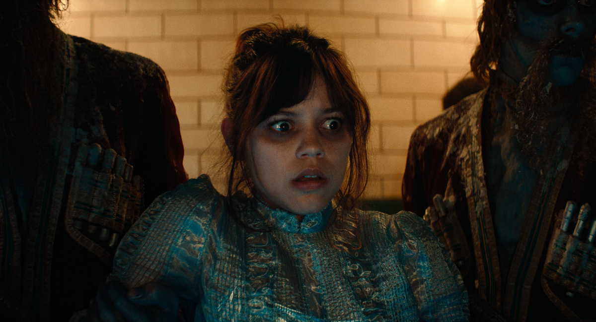 Кадр из фильма "Битлджус Битлджус" (2024)