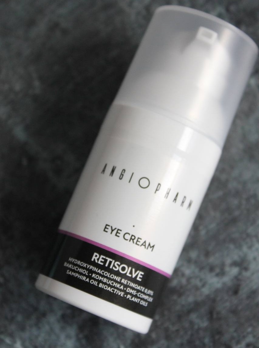 крем для век с ретинолом Ангиофарм