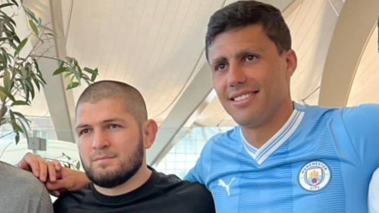    Хабиб Нурмагомедов и Родри. соцсети