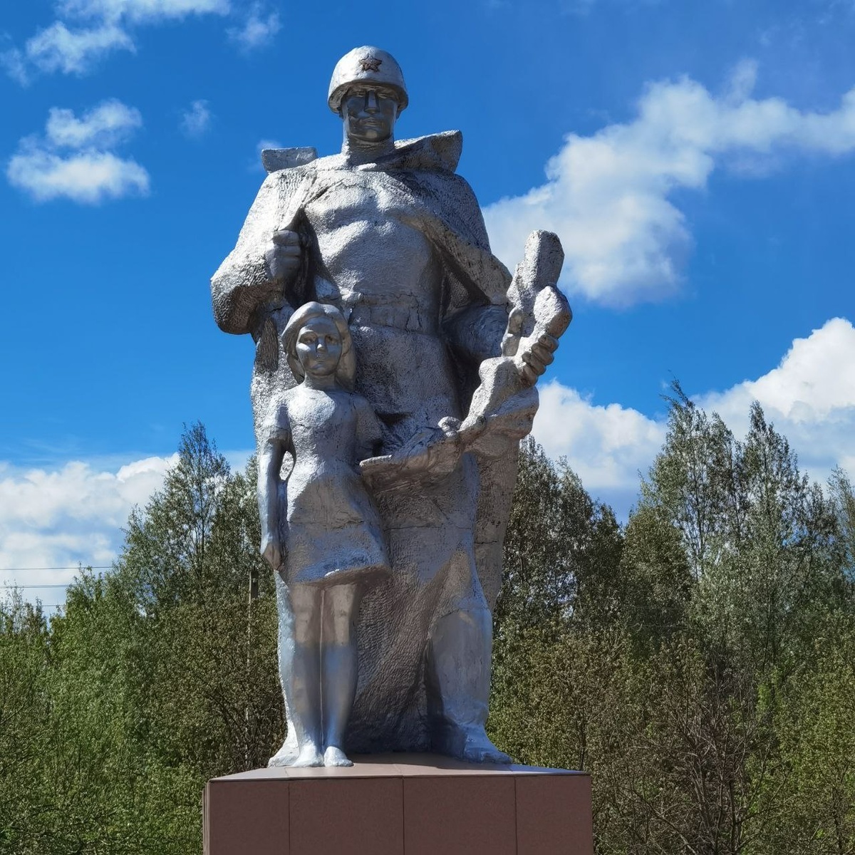 Памятник защитника Родины в Ульяновской области