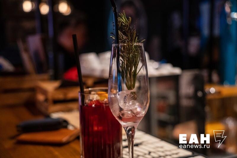    ЕАН. Депутаты единогласно поддержали законопроект, запрещающий ночную торговлю алкоголем