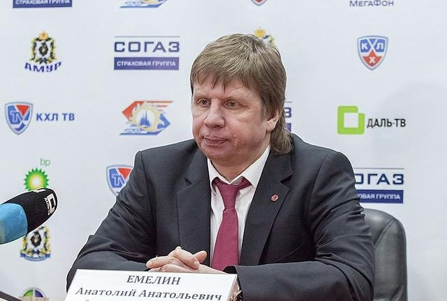    Анатолий Емелин