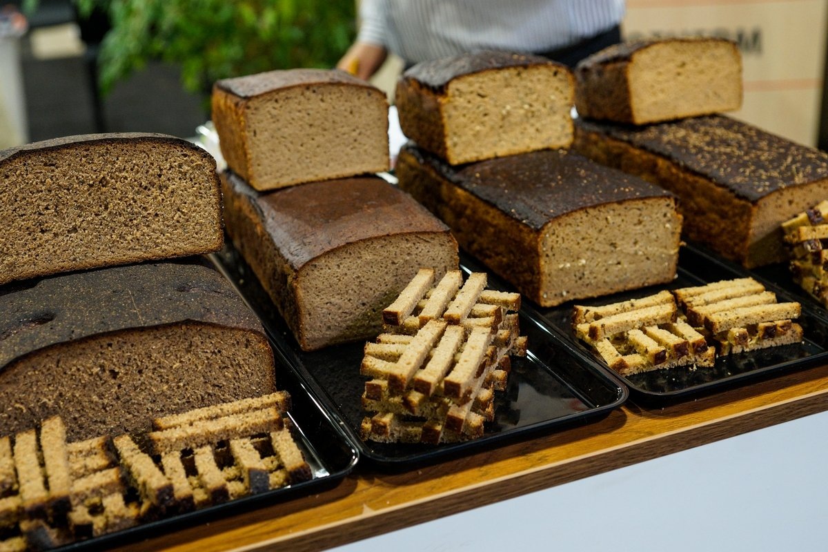 Ржаной хлеб - гордость Латвии  © Sputnik 