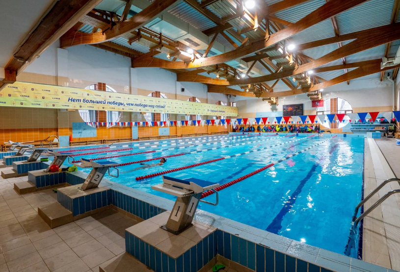 На фото бассейн Юность на ул. Академика Бакулева, д.5, Москва