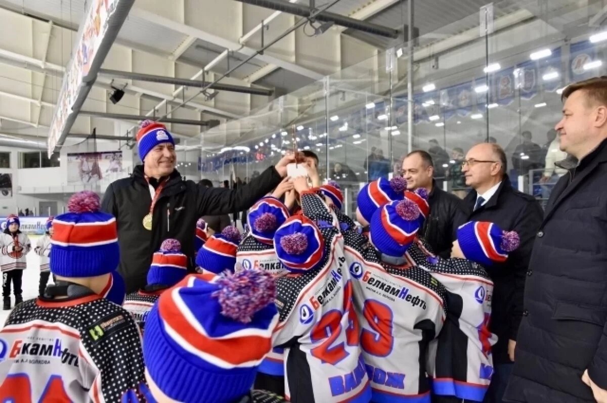    В Ижевске стартовал хоккейный турнир за Кубок Михаила Калашникова