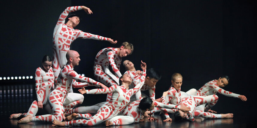    предоставленно организаторами