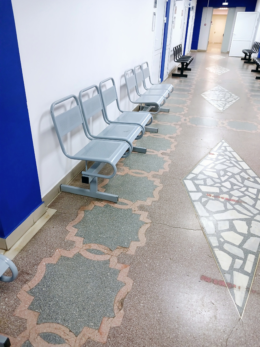 В коридоре, на удивление, пусто... фото автора