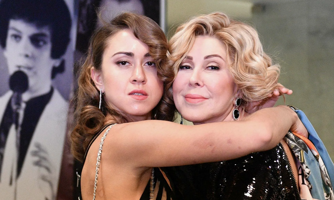 Любовь Успенская и Татьяна 